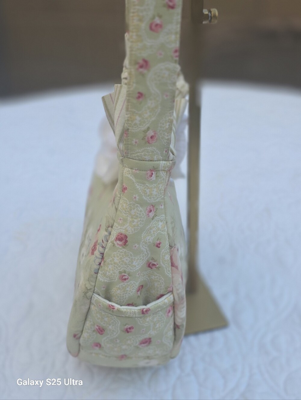 Vintage Shabby Chic Quilted Floral Shoulder Bag - Picture 9 of 17